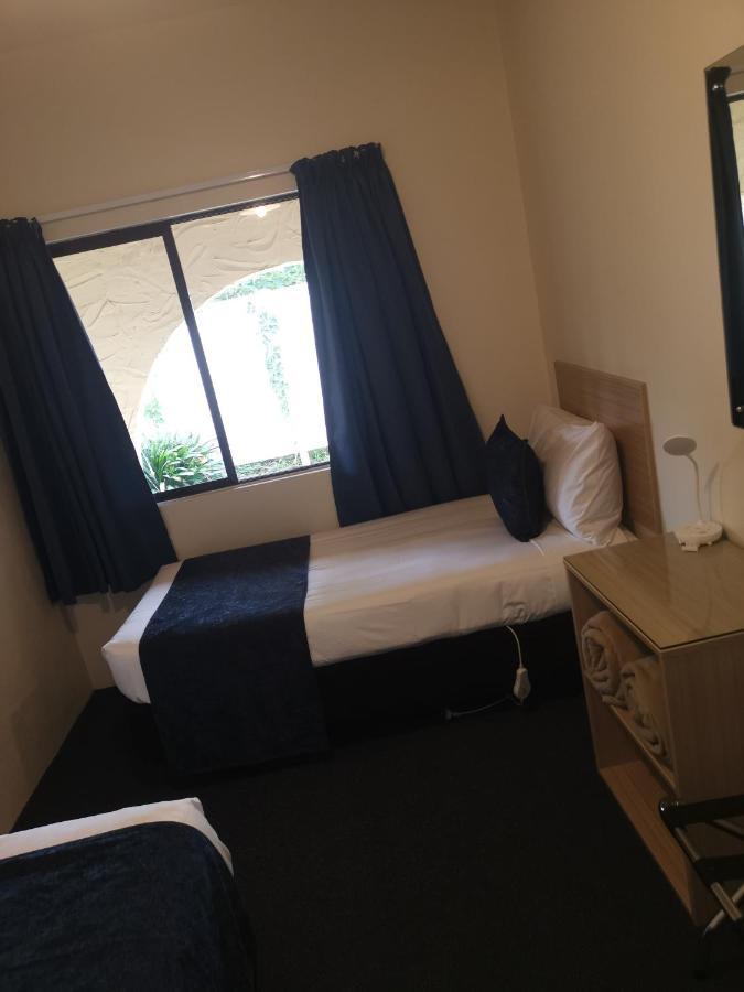 Captains Quarters Motor Inn 케임브리지 외부 사진