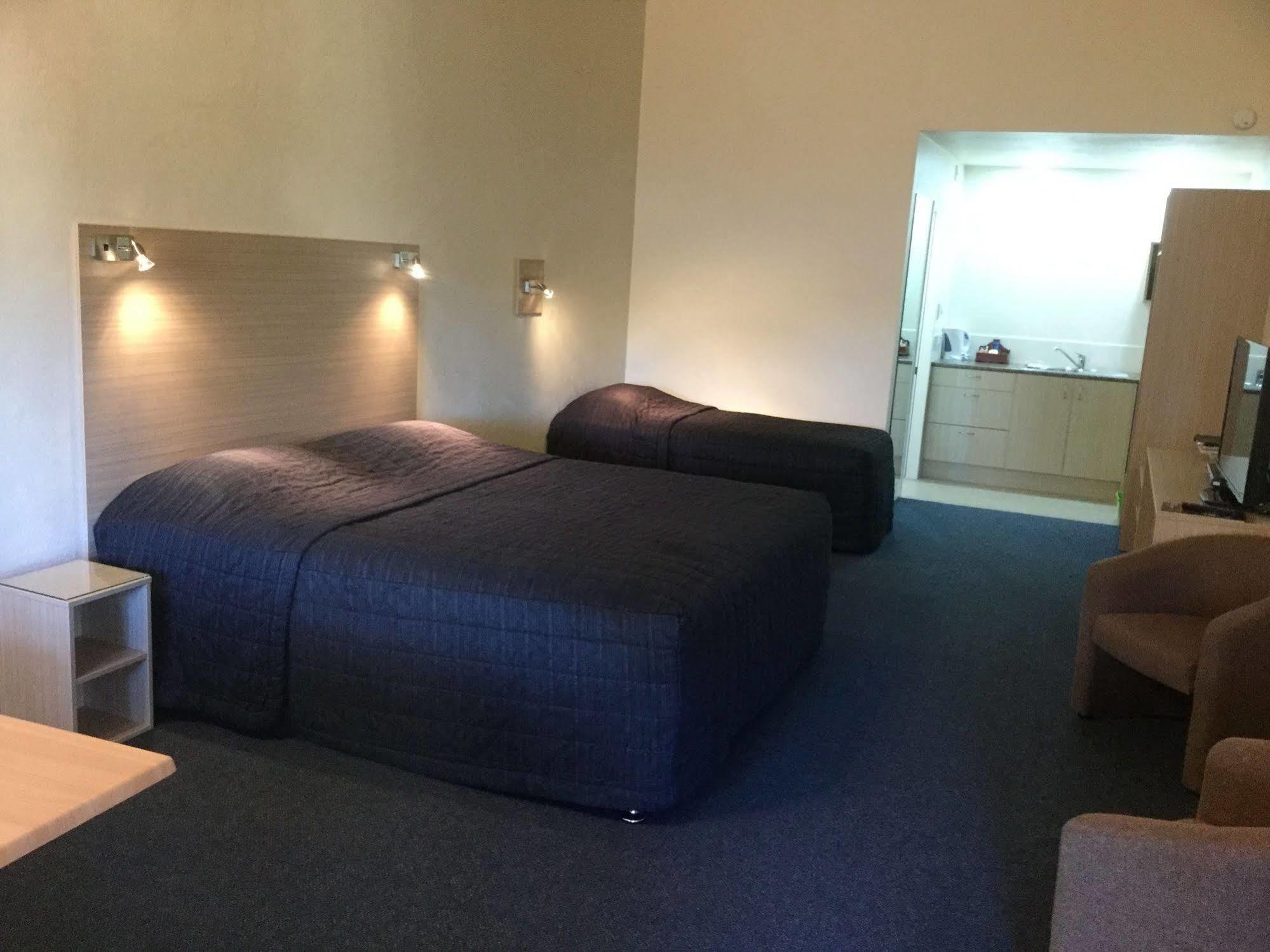 Captains Quarters Motor Inn 케임브리지 외부 사진